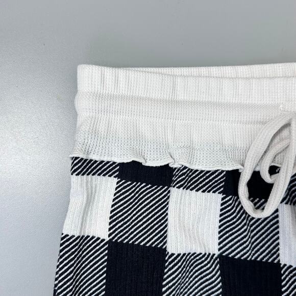 Honeydew Gingham Checkered Pajama Pants in Black White - Picture 8 of 10